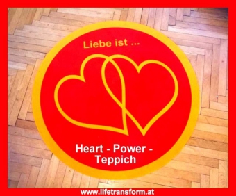 Heart Power-Teppich ROT