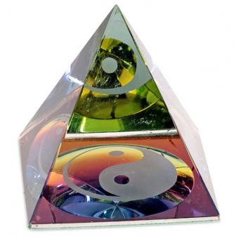 Kristall Pyramide Yin Yang